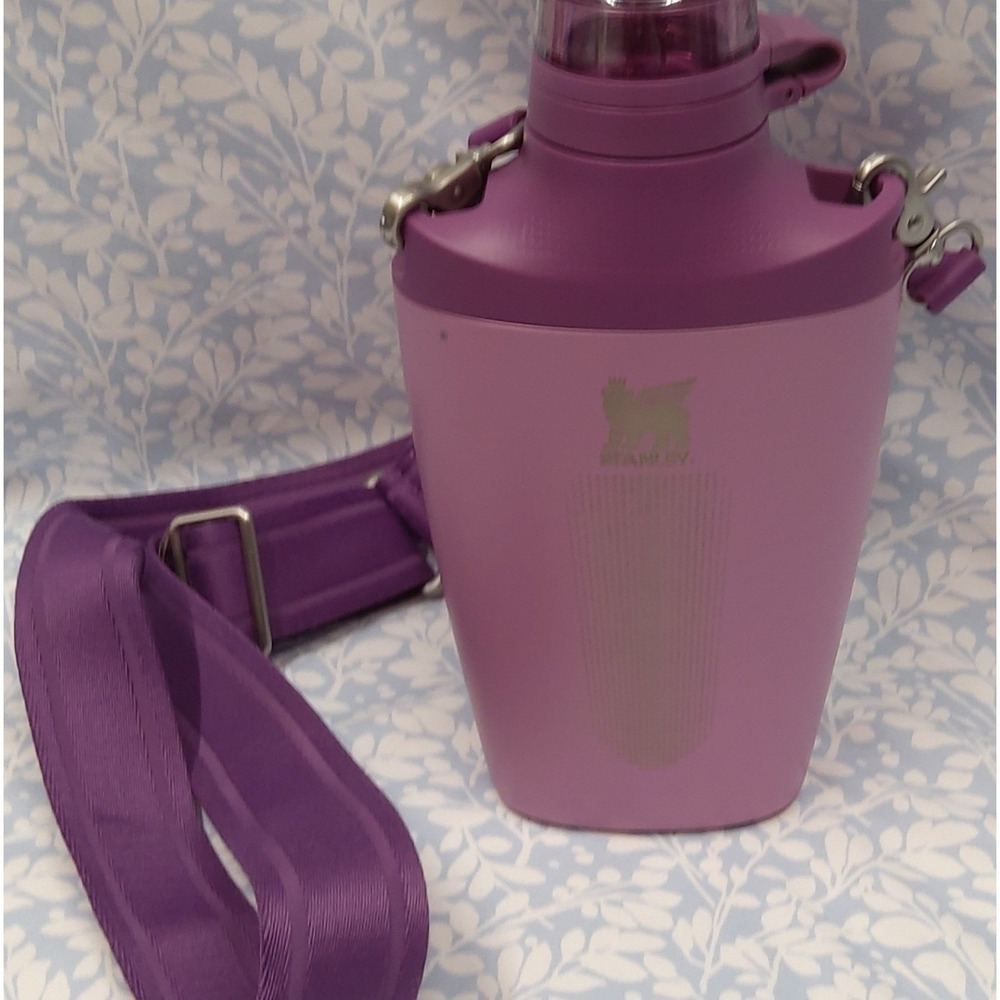 NEW Stanley 23oz Cross Bottle Lilac, Stainless Steel Water Bottle with Strap - Picture 2 of 7